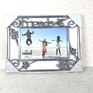 Malden Friends Pierced Die Cast Expressions Frame, 4 by 6-Inch